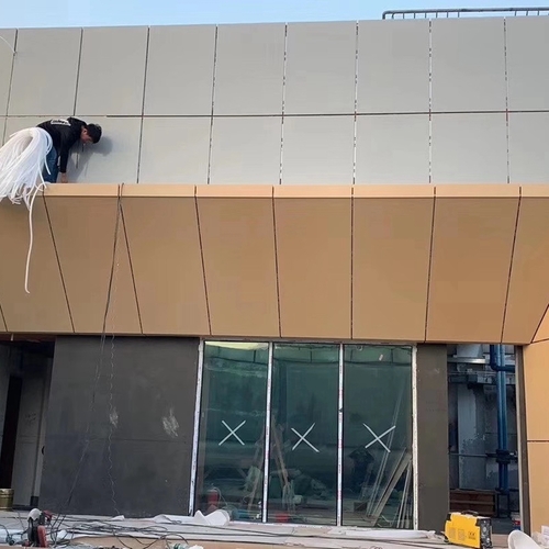 氟碳铝单板怎么选？2026年找对厂家省心又省钱